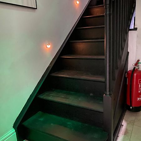 The Attic Apartment, Quay Street Studios Cardigan Buitenkant foto
