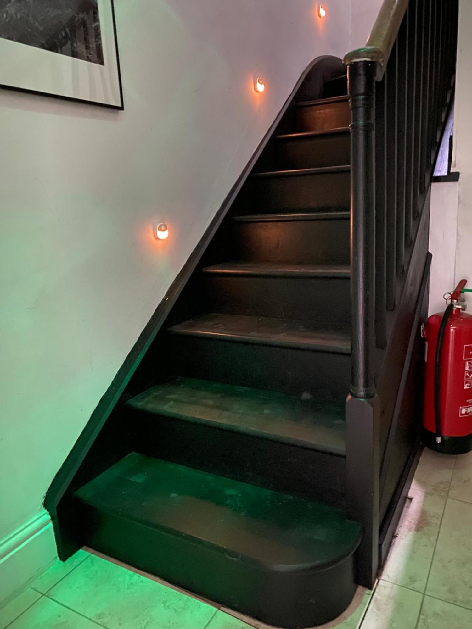 The Attic Apartment, Quay Street Studios Cardigan Buitenkant foto