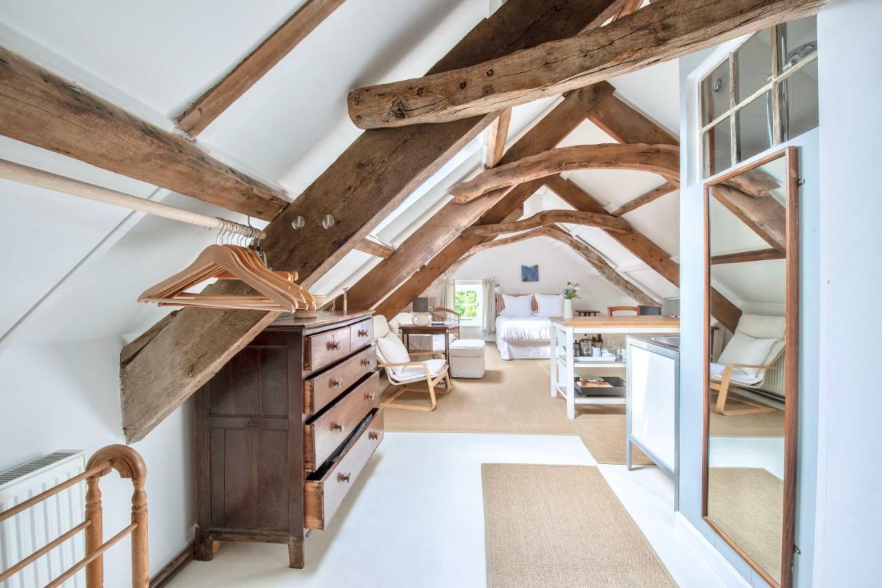 The Attic Apartment, Quay Street Studios Cardigan Buitenkant foto