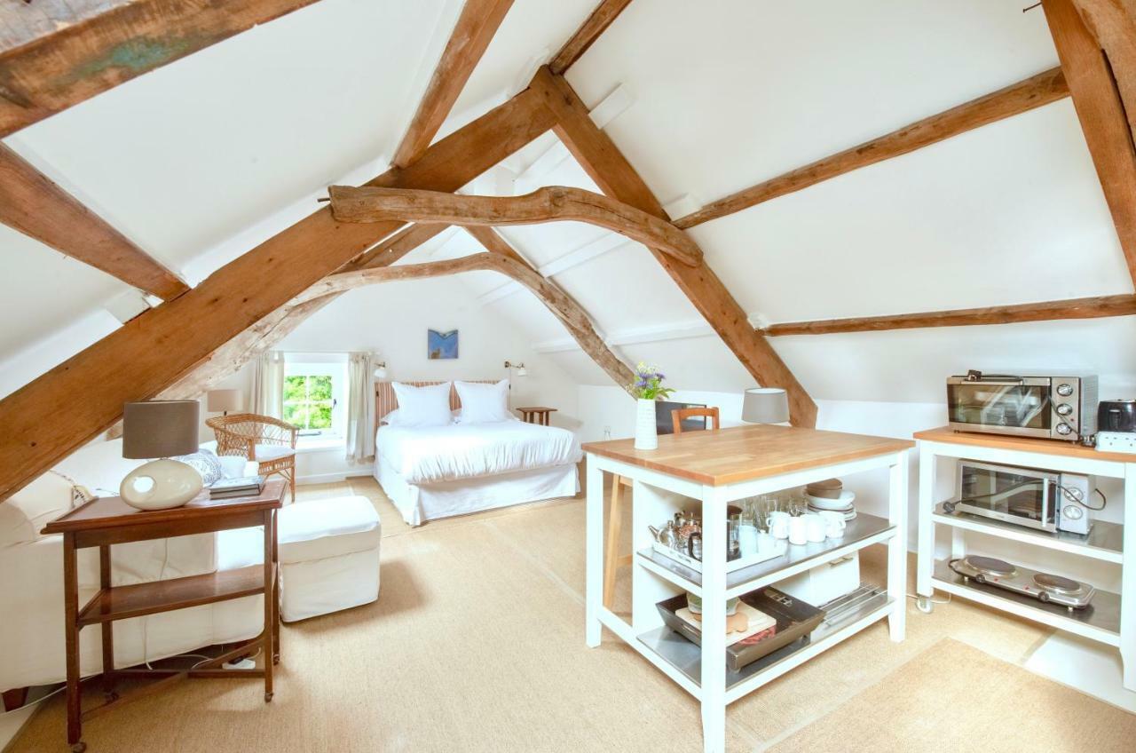 The Attic Apartment, Quay Street Studios Cardigan Buitenkant foto