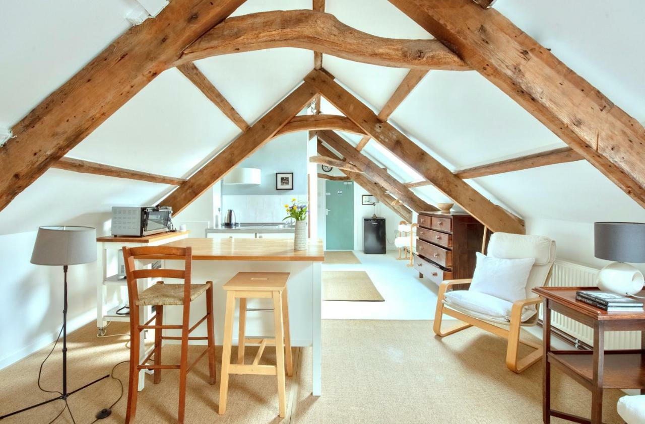 The Attic Apartment, Quay Street Studios Cardigan Buitenkant foto
